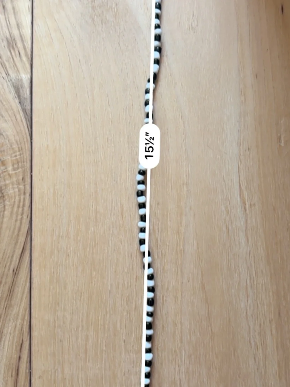 Handmade Black & White Glass Seed Bead Choker Necklace Screw Clasp 15.5